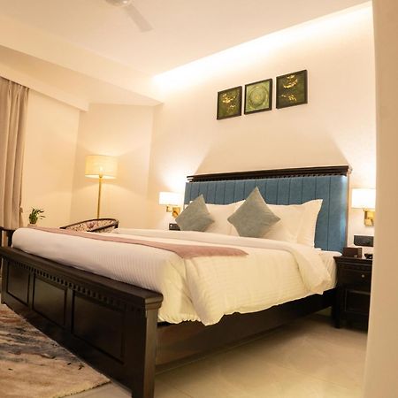 Pride Elite, Daman Hotel Exterior photo
