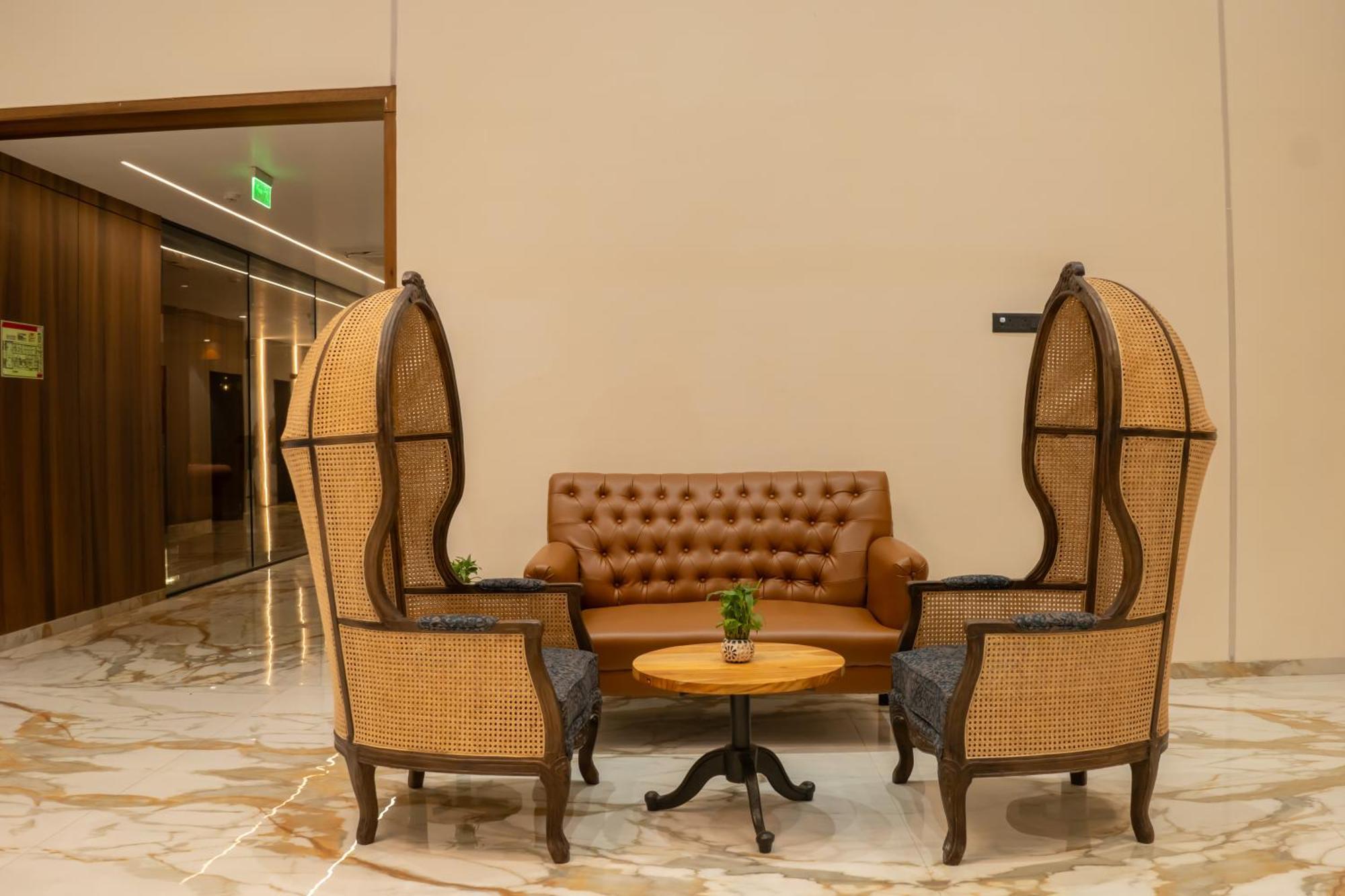 Pride Elite, Daman Hotel Exterior photo